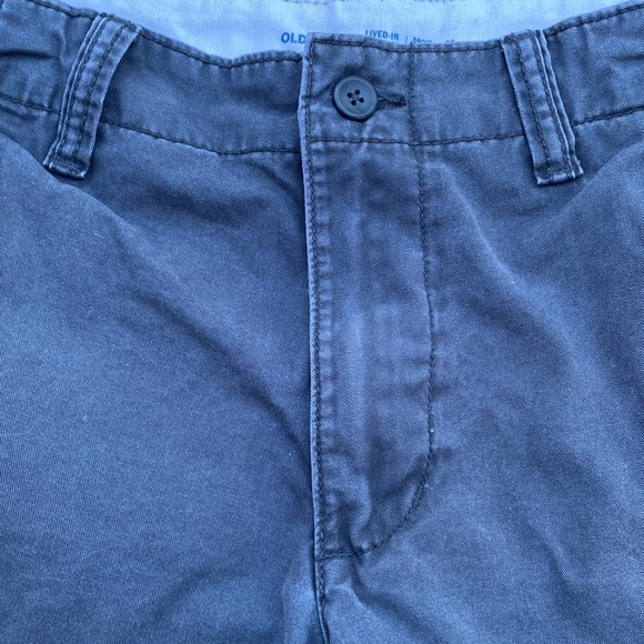 Old Navy Men’s Grey Shorts - Picture 4 of 11